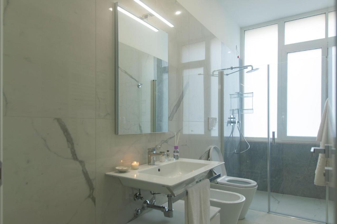Residence Flow-R Riccione Exteriör bild