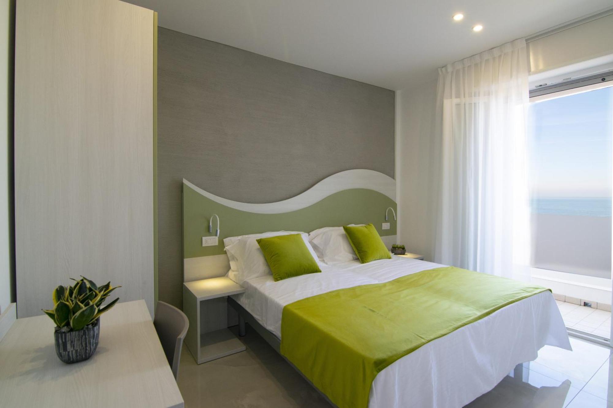 Residence Flow-R Riccione Exteriör bild