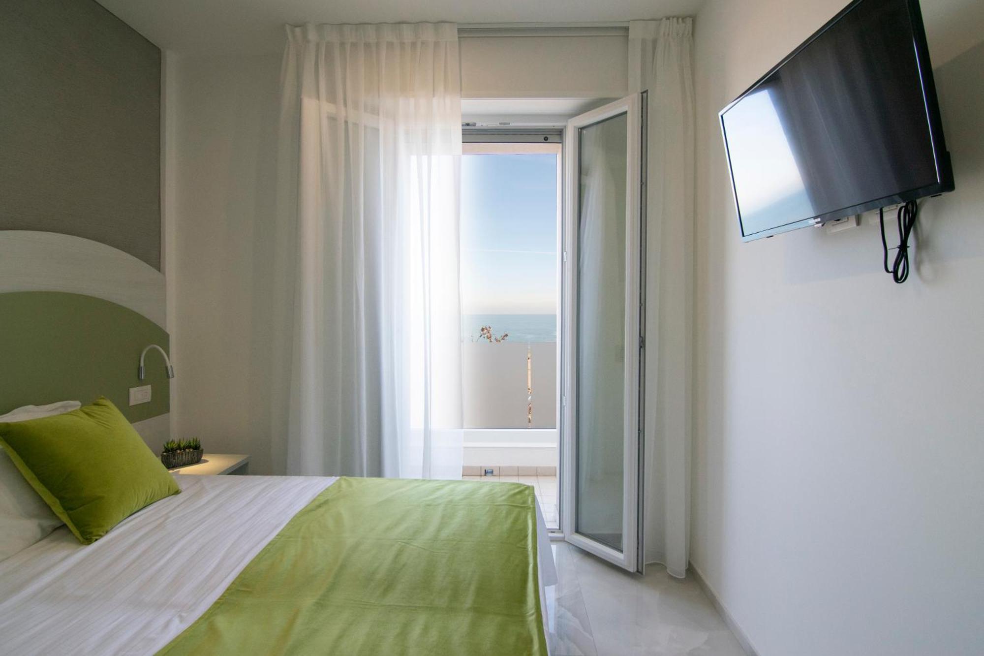 Residence Flow-R Riccione Exteriör bild