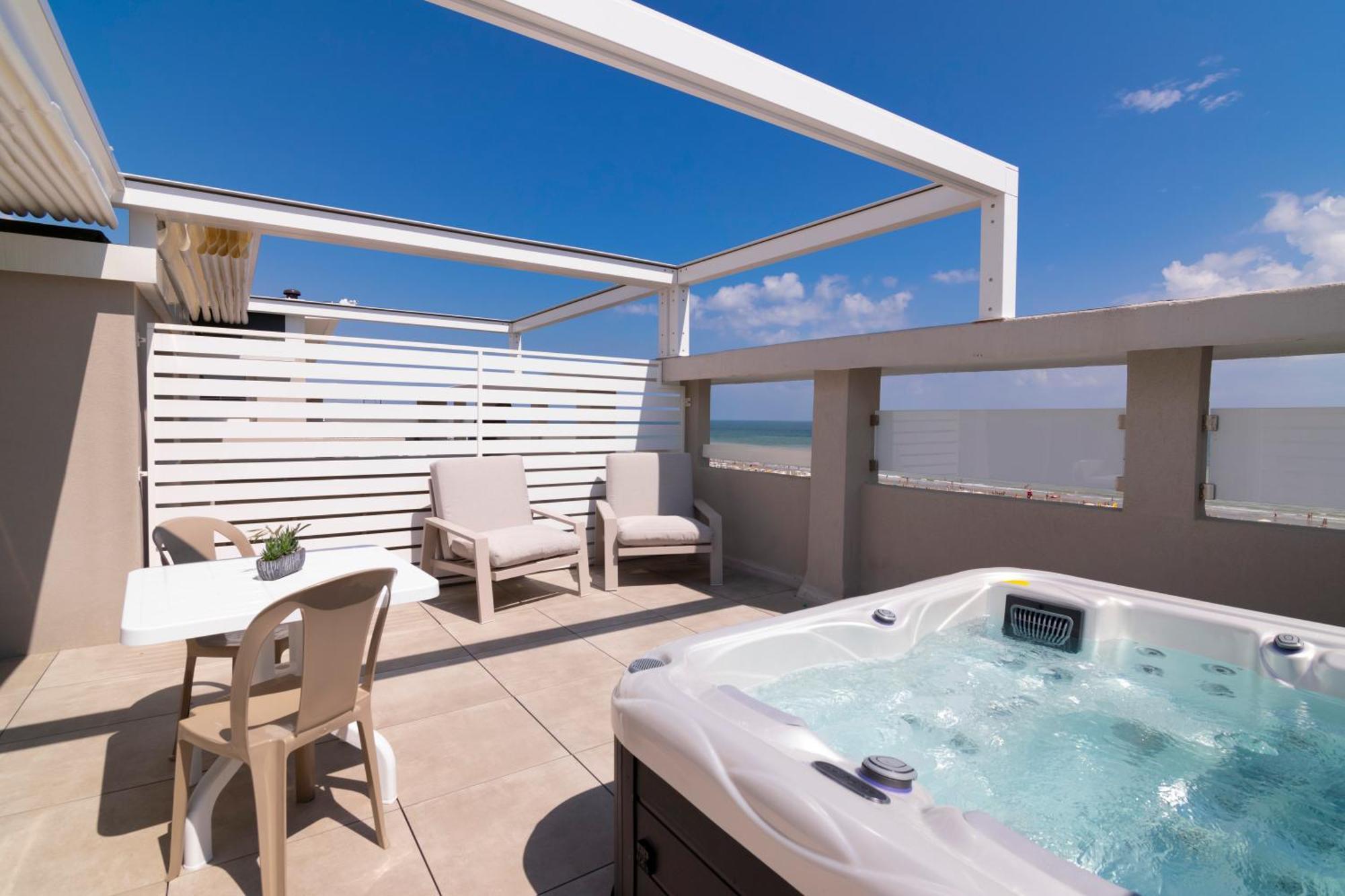 Residence Flow-R Riccione Exteriör bild