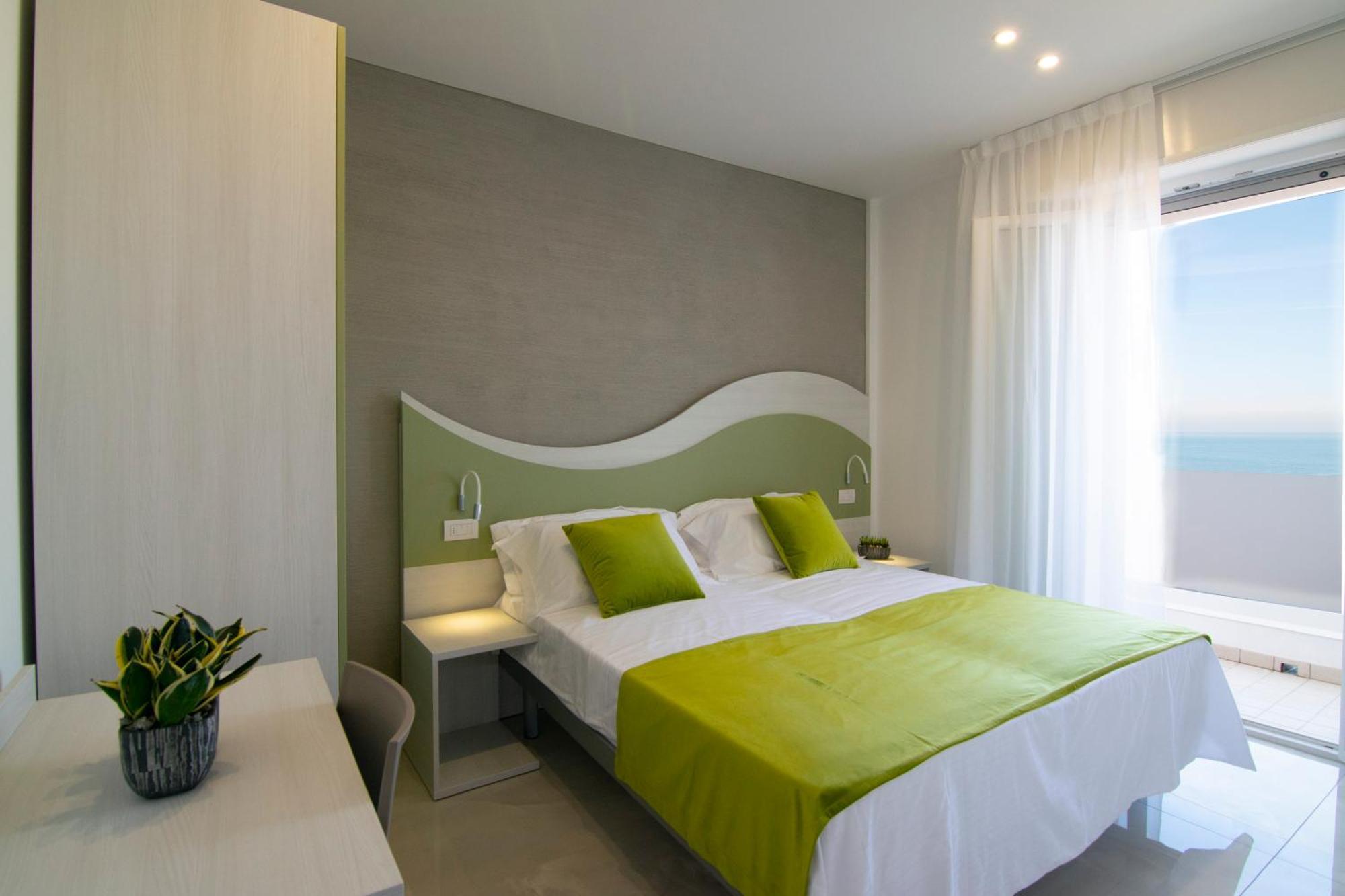 Residence Flow-R Riccione Exteriör bild